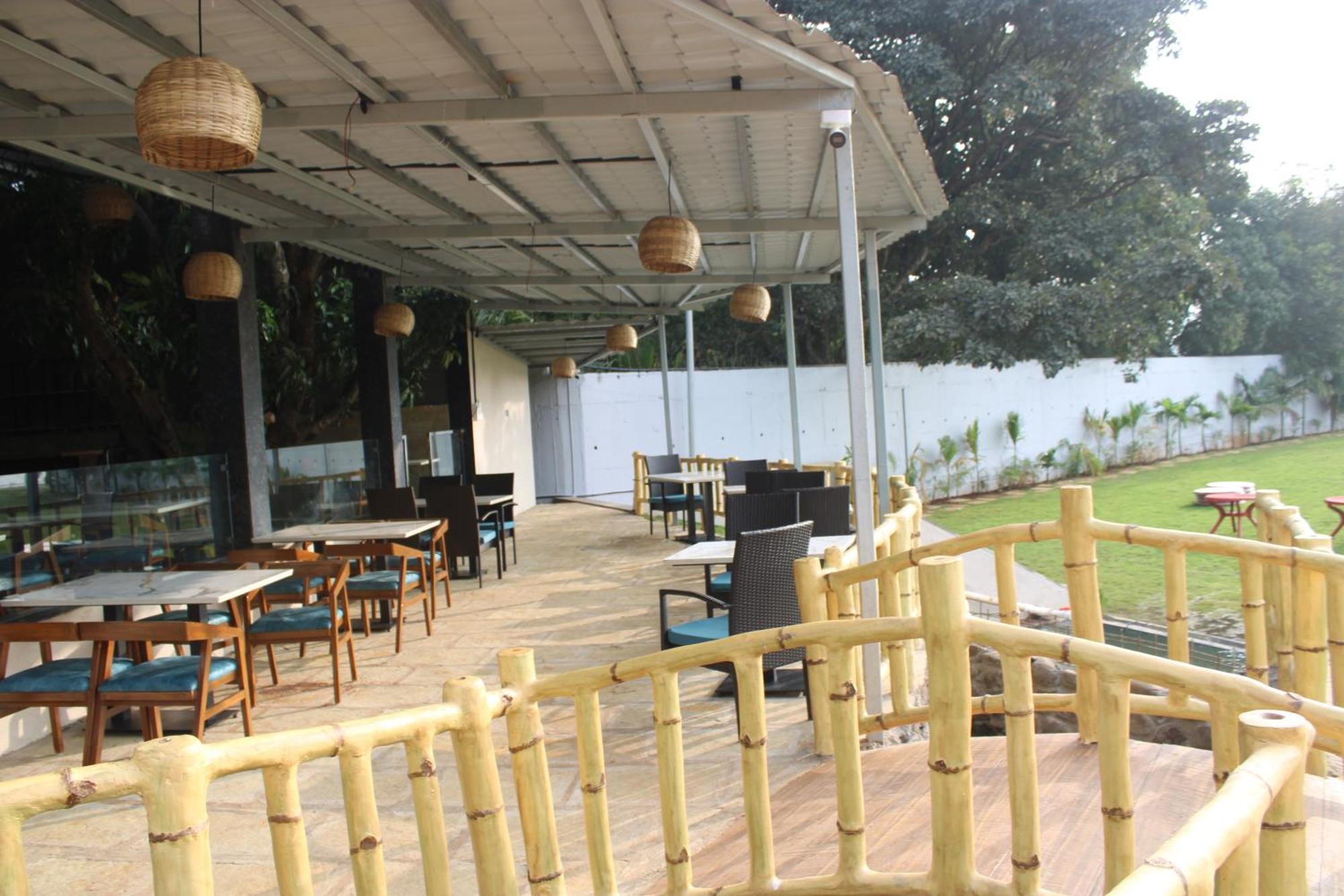 Mango Leaf Lake Resort Malkhed Ngoại thất bức ảnh