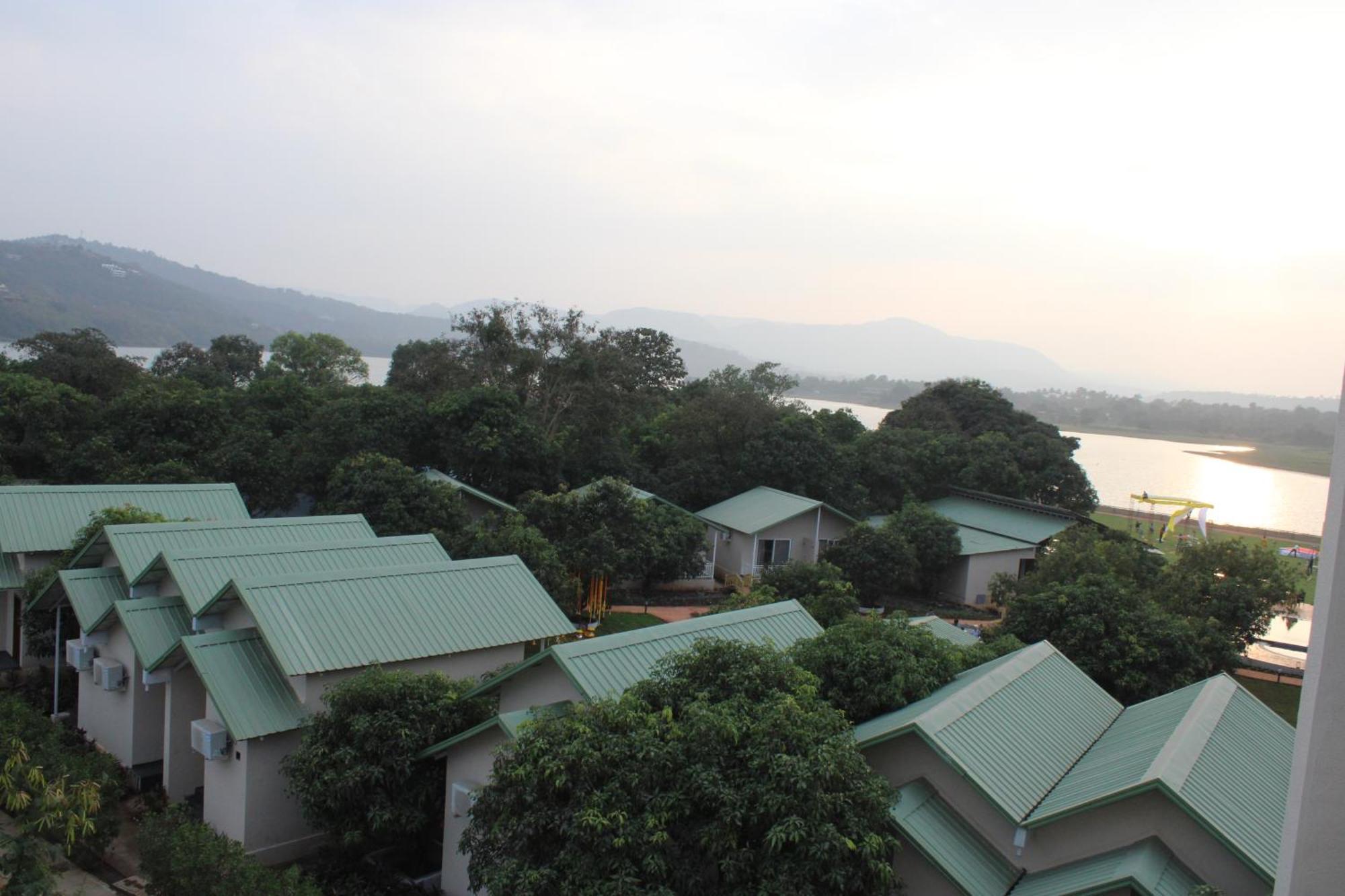 Mango Leaf Lake Resort Malkhed Ngoại thất bức ảnh