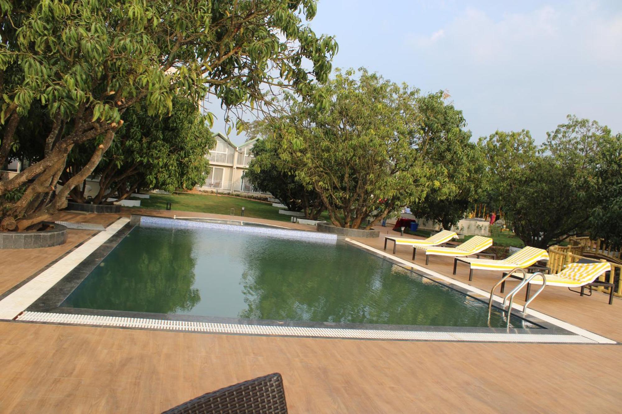 Mango Leaf Lake Resort Malkhed Ngoại thất bức ảnh